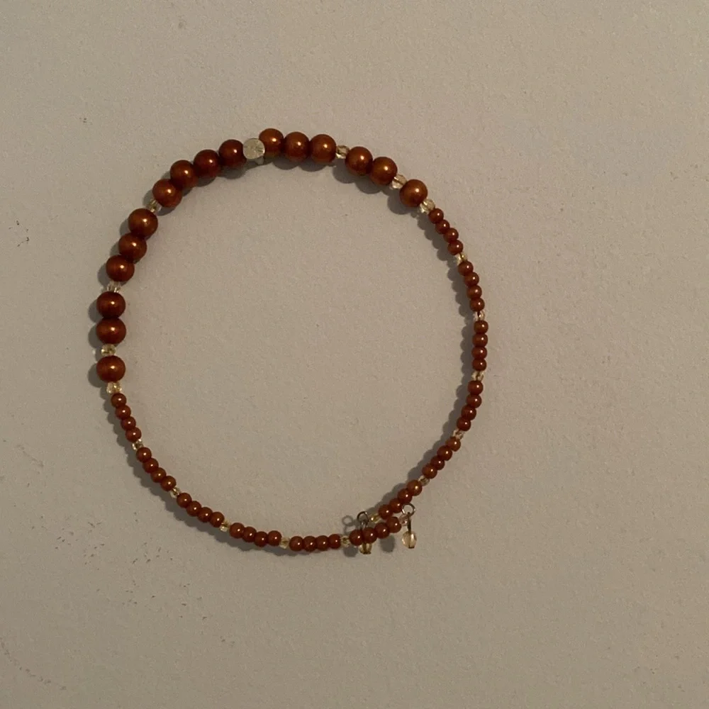 Unique choker necklace